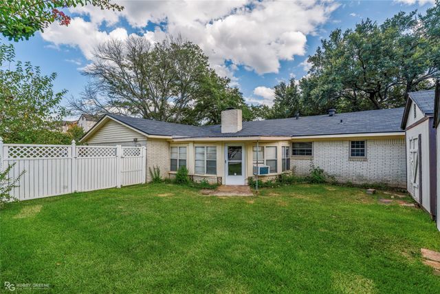 400 Plaza Circle, Bossier City, LA 71111