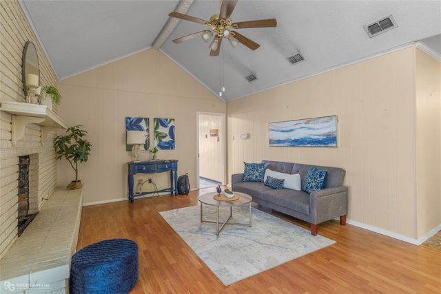 400 Plaza Circle, Bossier City, LA 71111