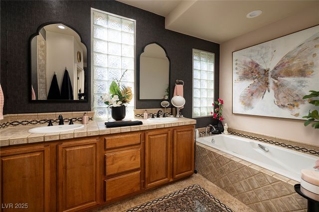 30 Strada Principale, Henderson, NV 89011