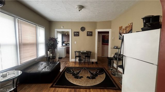 1723 Noble Road, East Cleveland, OH 44112
