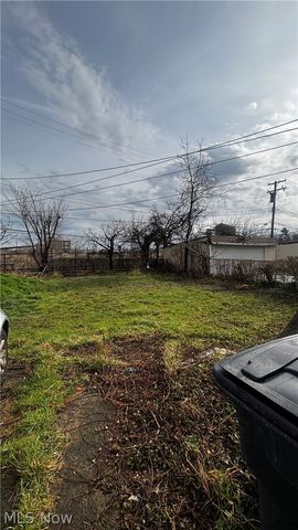1723 Noble Road, East Cleveland, OH 44112