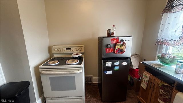1723 Noble Road, East Cleveland, OH 44112