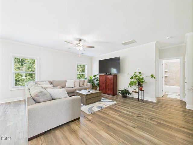 110 Symmetry Lp, Youngsville, NC 27596