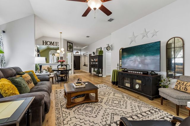 2136 Pritchard Drive, Grapevine, TX 76051