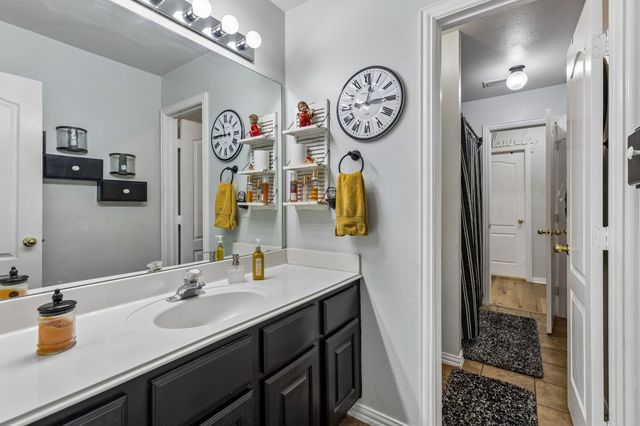 2136 Pritchard Drive, Grapevine, TX 76051