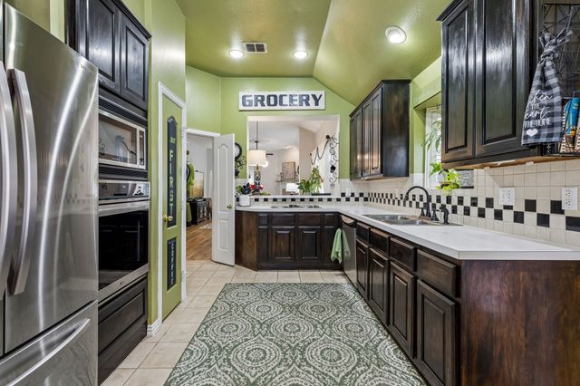 2136 Pritchard Drive, Grapevine, TX 76051