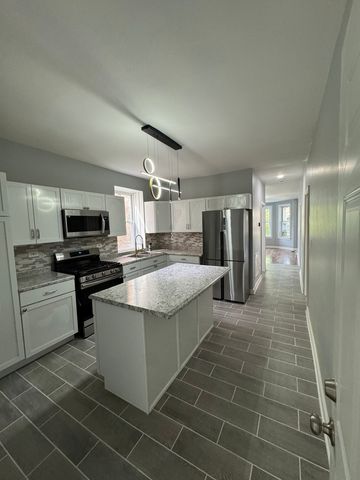 5919 S Rockwell Street, Chicago, IL 60629