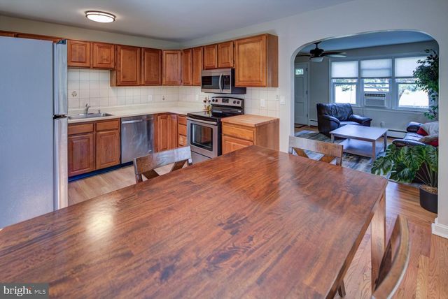 716 CHRYSLER AVE, Newark, DE 19711