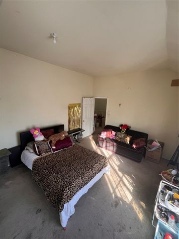 4838 Wisteria Street, Dallas, TX 75211