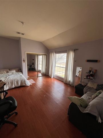 4838 Wisteria Street, Dallas, TX 75211