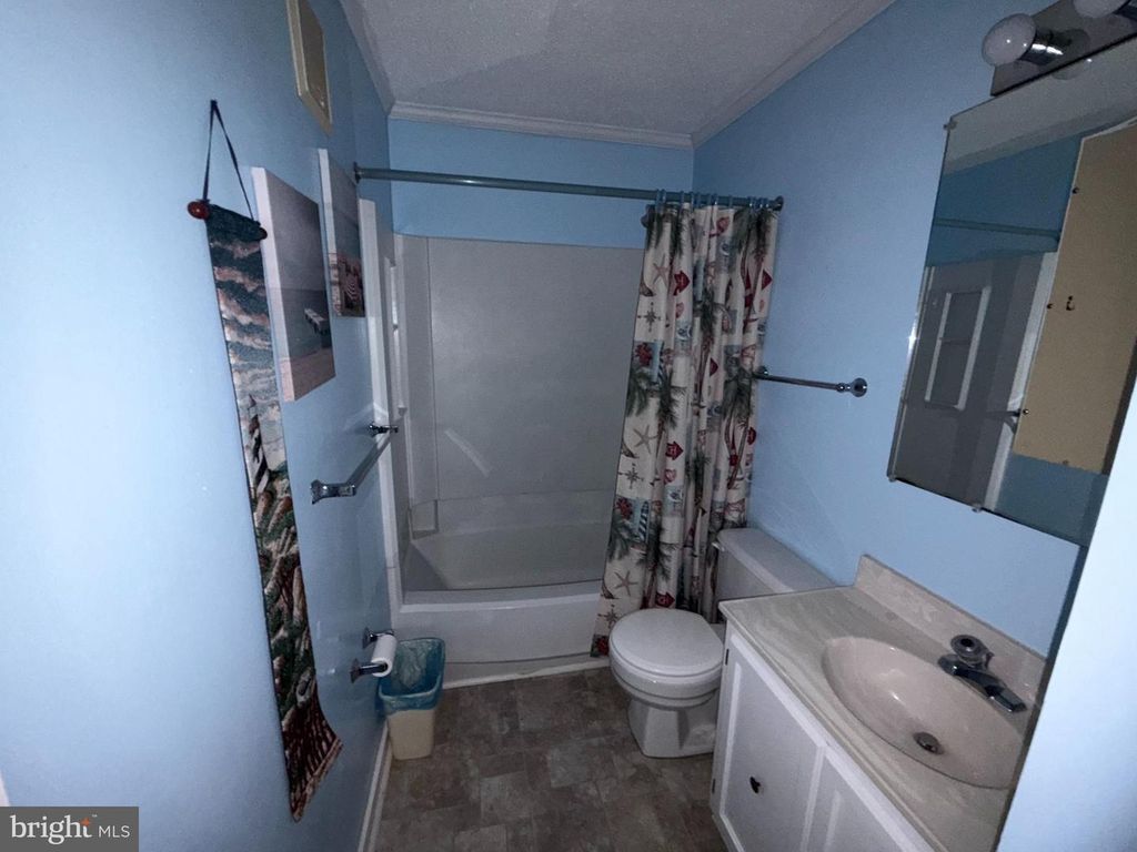 Image 12 of property listing at 119 OLD LANDING RD #301-H, Ocean City, MD 21842