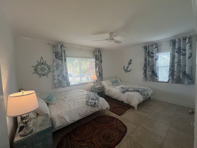 468 W Ocean Avenue, Boynton Beach, FL 33435
