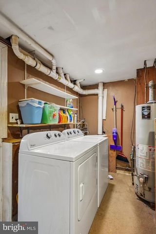 29 TRINITY PL, Barrington, NJ 08007