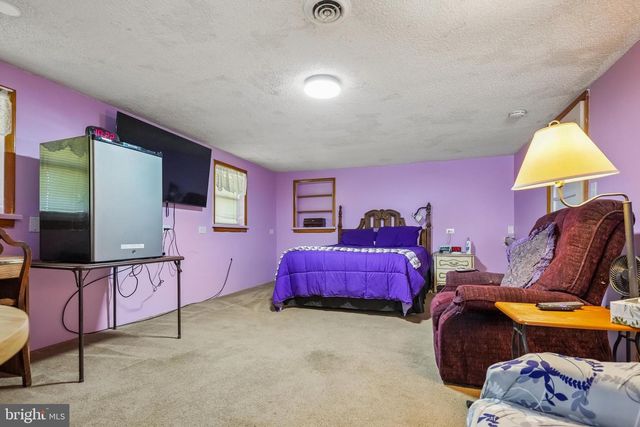 29 TRINITY PL, Barrington, NJ 08007