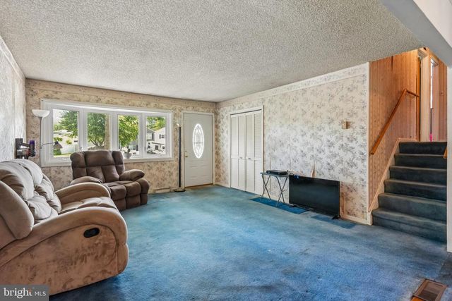 29 TRINITY PL, Barrington, NJ 08007