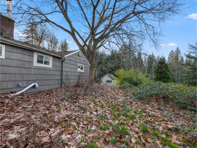 7634 Se HOGAN Rd, Gresham, OR 97080