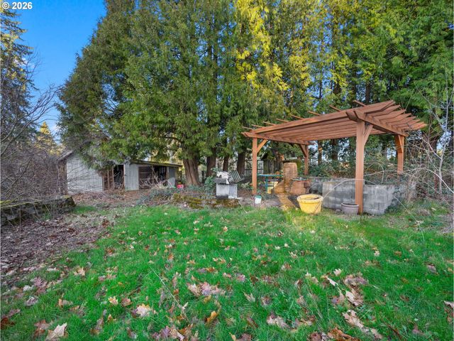 7634 Se HOGAN Rd, Gresham, OR 97080