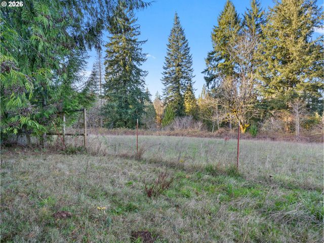 7634 Se HOGAN Rd, Gresham, OR 97080