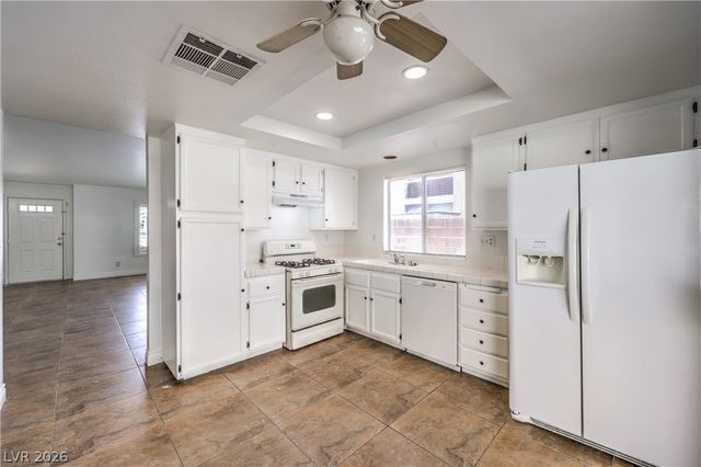 1734 Black Hills Way, North Las Vegas, NV 89031