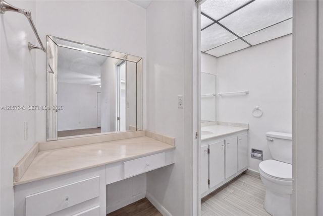 5900 NW 44th Street 414, Lauderhill, FL 33319