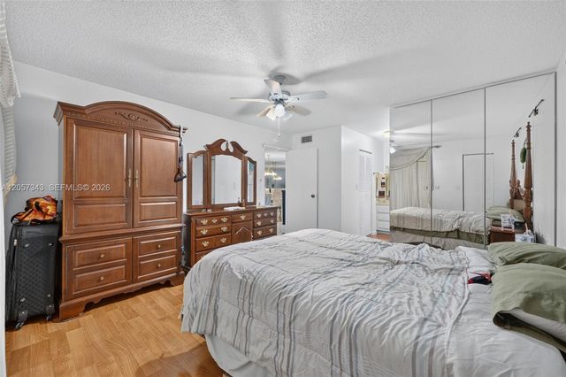 5900 NW 44th Street 414, Lauderhill, FL 33319