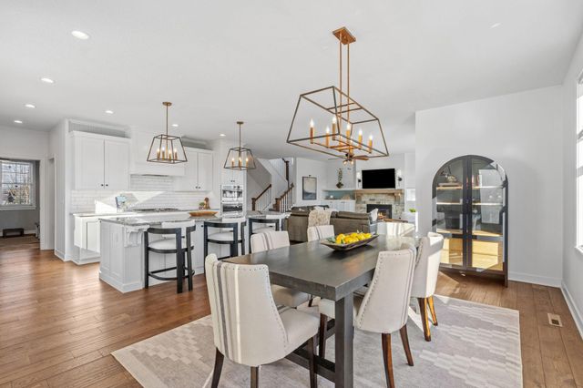 2479 Woods Drive, Victoria, MN 55386