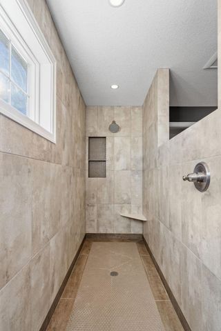 2479 Woods Drive, Victoria, MN 55386