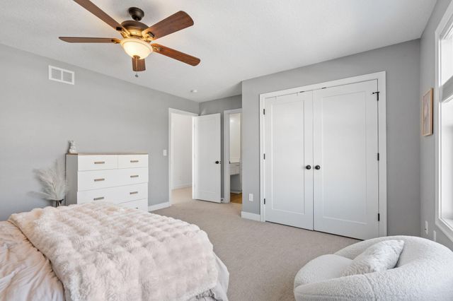 2479 Woods Drive, Victoria, MN 55386