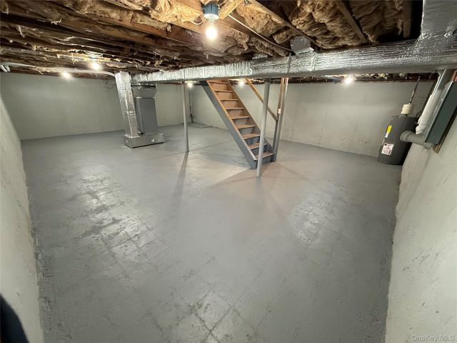 661 College Road, Farmingville, NY 11738