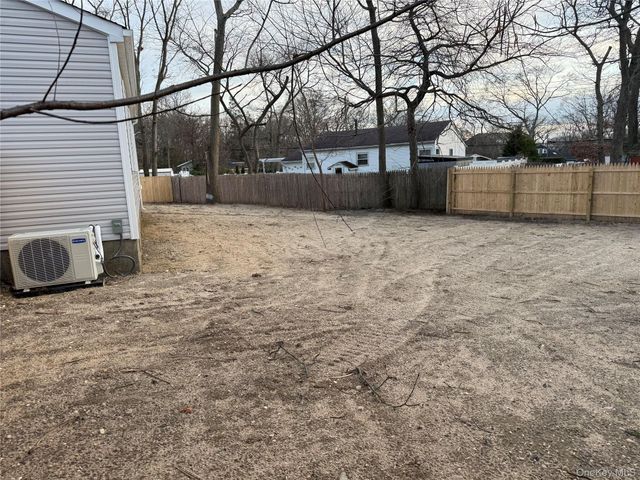 661 College Road, Farmingville, NY 11738