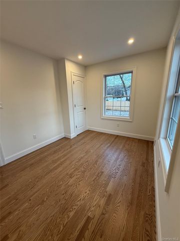 661 College Road, Farmingville, NY 11738