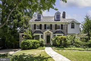 6103 WOODMONT RD, Alexandria, VA 22307