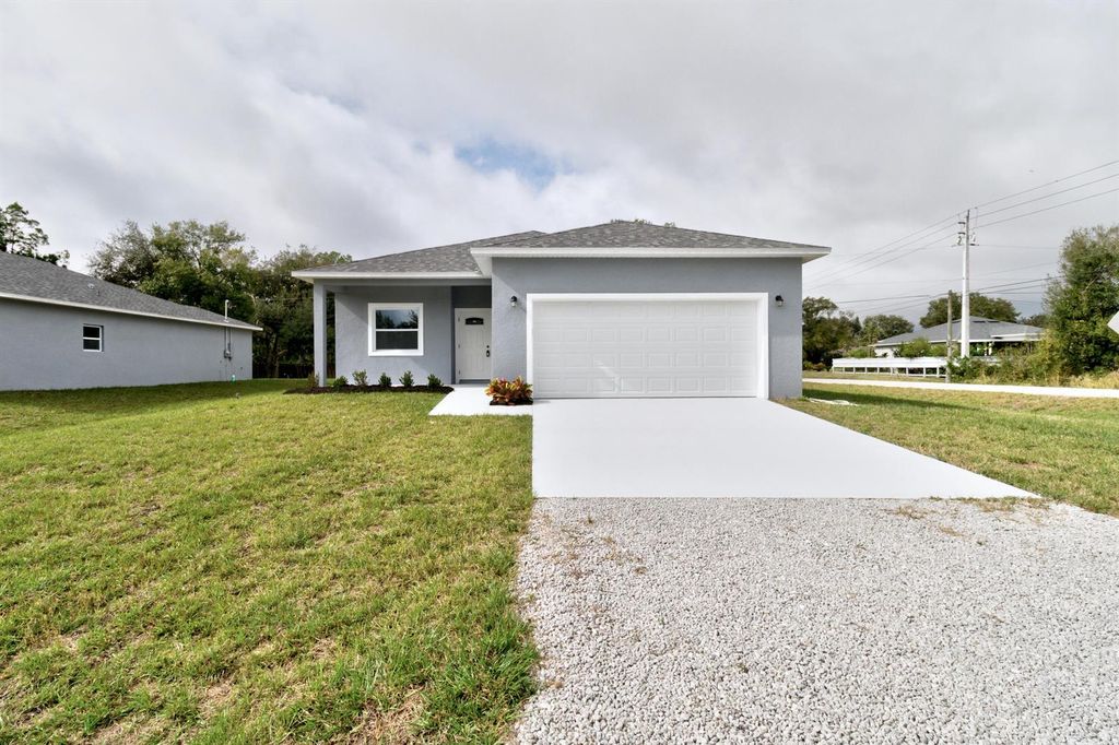 8685 101st Court, Vero Beach, FL 32967