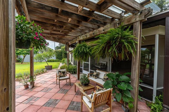 12194 66TH AVENUE, Seminole, FL 33772