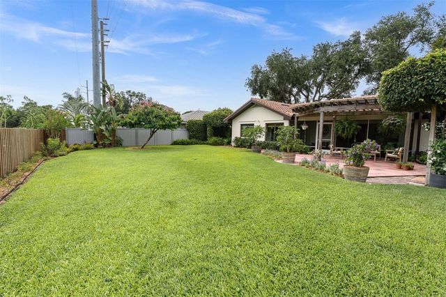 12194 66TH AVENUE, Seminole, FL 33772