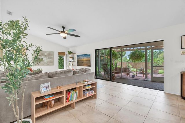 12194 66TH AVENUE, Seminole, FL 33772
