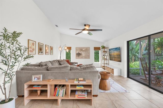12194 66TH AVENUE, Seminole, FL 33772