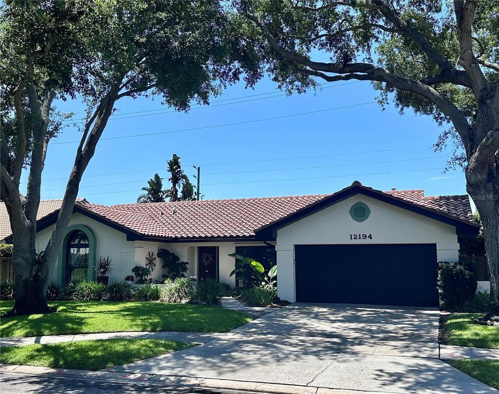 12194 66TH AVENUE, Seminole, FL 33772