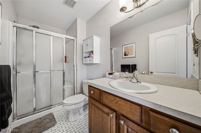 988 Tradewinds Cove, Painesville, OH 44077