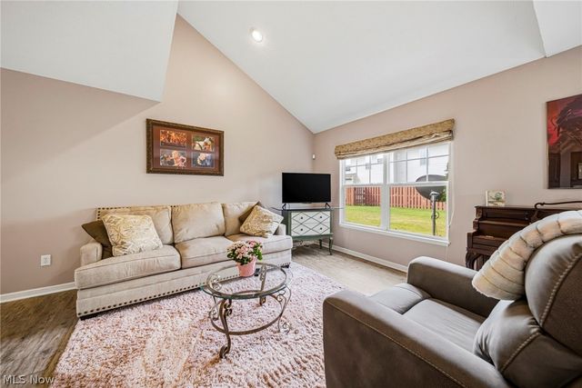 988 Tradewinds Cove, Painesville, OH 44077