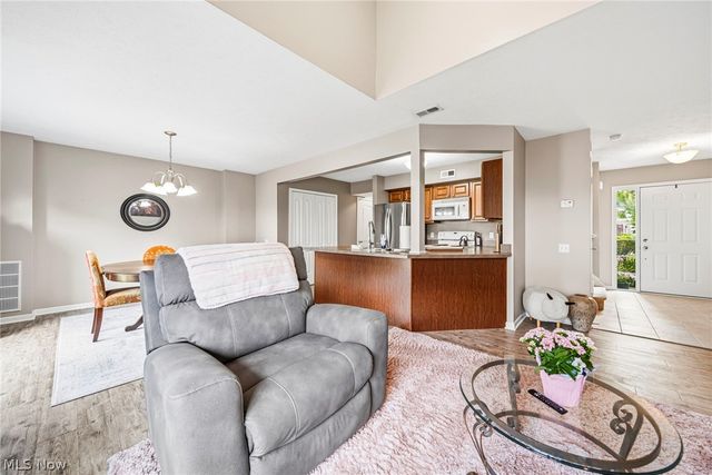 988 Tradewinds Cove, Painesville, OH 44077