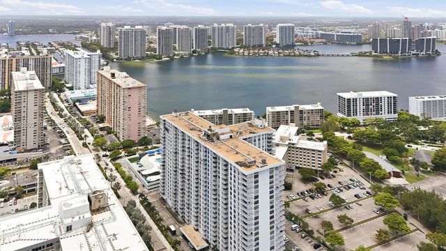 231 174th St 901, Sunny Isles Beach, FL 33160