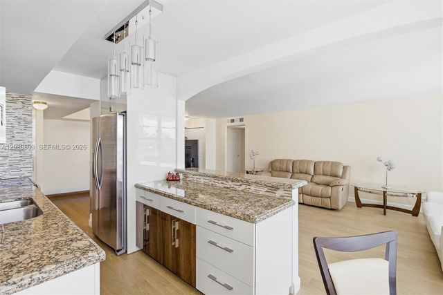231 174th St 901, Sunny Isles Beach, FL 33160