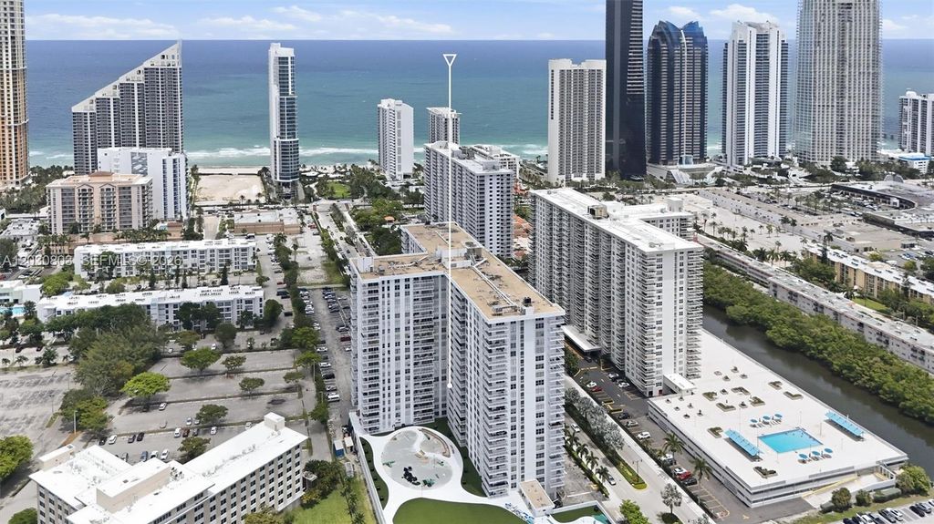 231 174th St 901, Sunny Isles Beach, FL 33160
