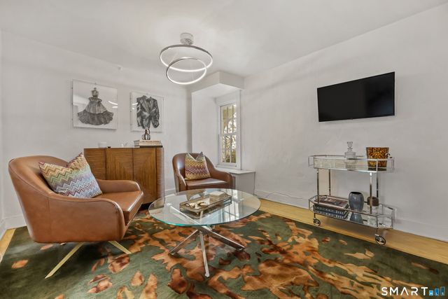 37 Haviland Court, Stamford, CT 06903