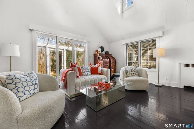 37 Haviland Court, Stamford, CT 06903