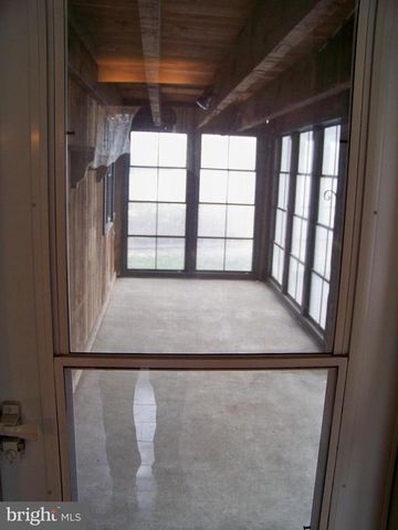 1222 GEORGETOWN RD, Christiana, PA 17509