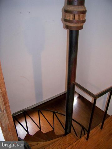 1222 GEORGETOWN RD, Christiana, PA 17509