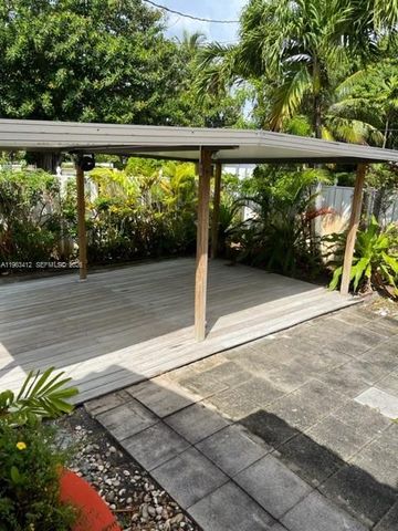 630 SW 25th Rd, Miami, FL 33129