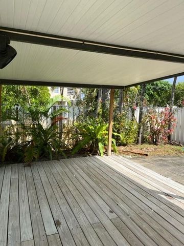 630 SW 25th Rd, Miami, FL 33129